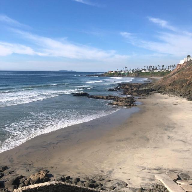 Beachfront Condo W Pools Steps To Beach & Mins To Dt Rosarito Exterior photo