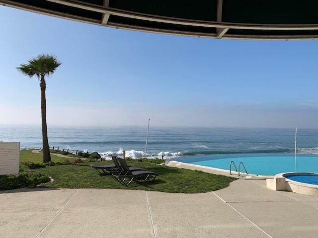 Beachfront Condo W Pools Steps To Beach & Mins To Dt Rosarito Exterior photo